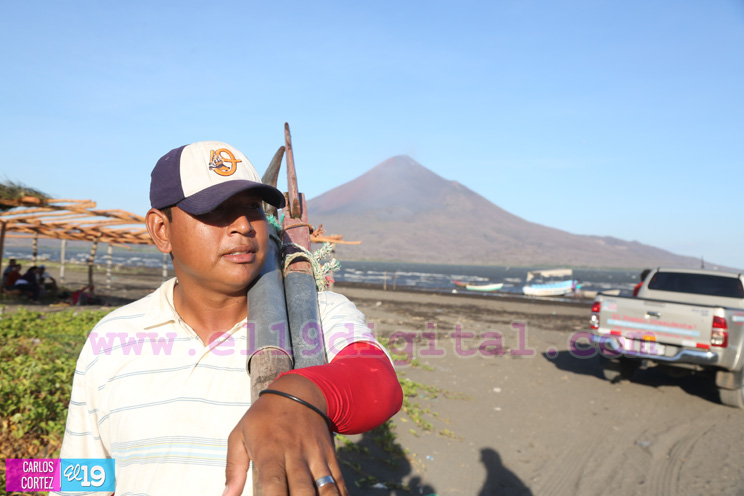 Vida cotidiana de comunidad de Momotombo se mantiene a pesar de actividad volcánica